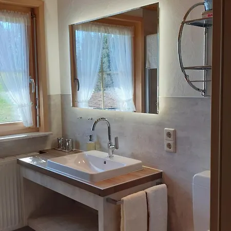 Apartment Im Dg Mit 2 Dz 2 Duwc, 4 Pers