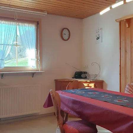 Im Dg Mit 2 Dz 2 Duwc, 4 Pers Apartment *
